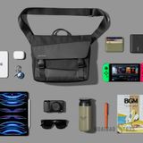  Túi đeo chéo Tomtoc Slash - T27 Meteorite iPad 11 inch 