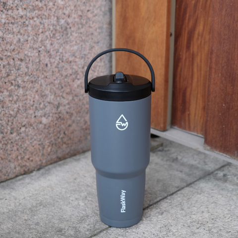 Ly giữ nhiệt FlaskWay Active tumbler màu than đen Charcoal 900ml (30oz)