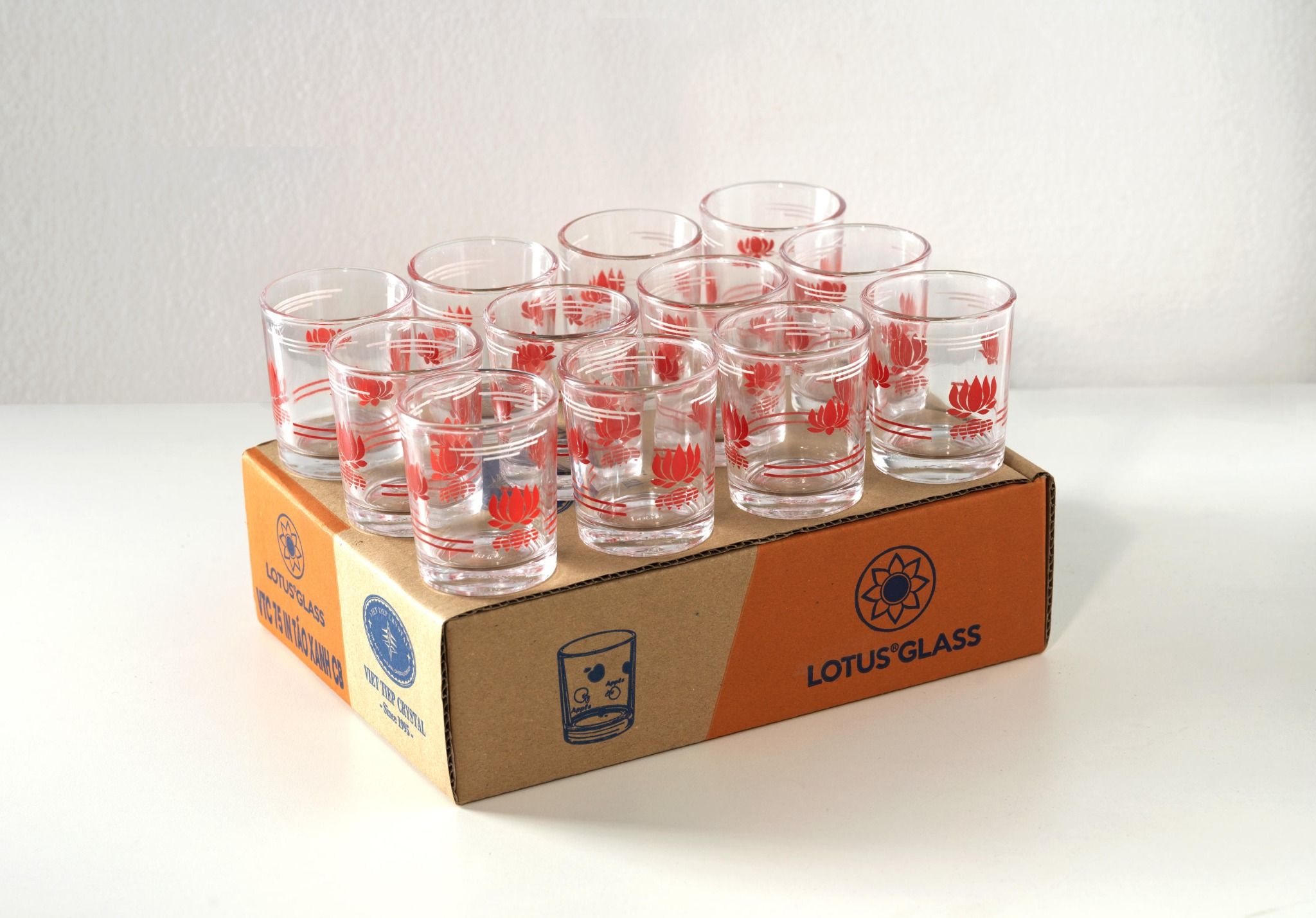  Hộp cốc số 75 in sen đỏ đổ nến - Cốc nến 