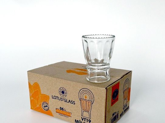  Hộp cốc nến VT 19 múi trung miệng chấm bi - Cốc nến 