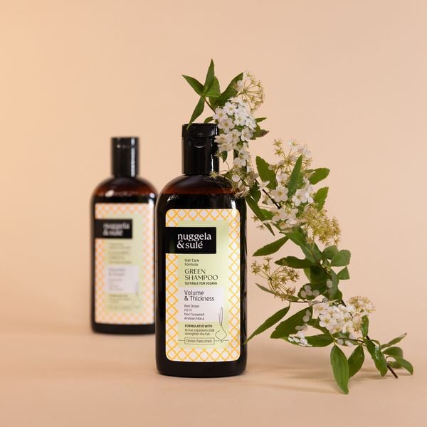  100% GREEN SHAMPOO - Dầu gội 100% XANH của Nuggela & Sulé 