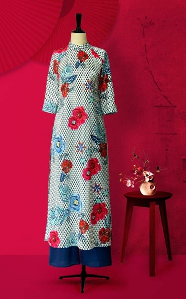  Áo Dài Cách Tân Katosa Chấm Bi HT-KTS221511CB 