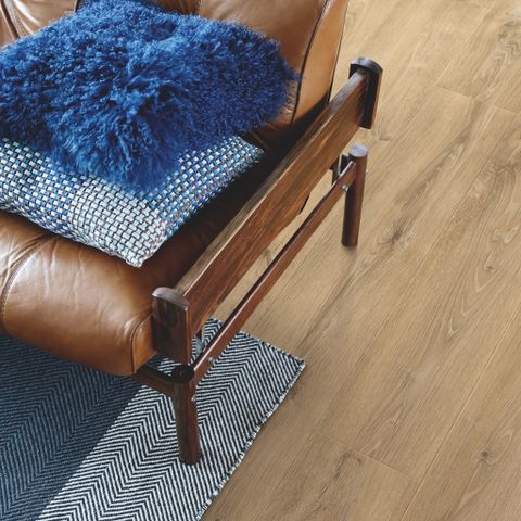Sàn gỗ Laminate Pergo Moorland Oak - L0339-04305