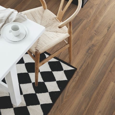 Sàn gỗ Laminate Pergo Italian Walnut - L0701-2136