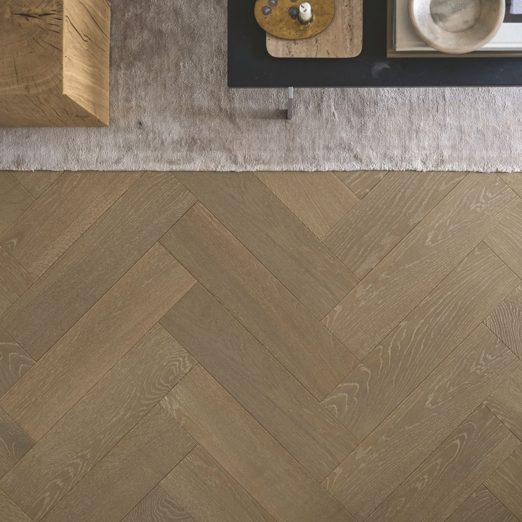 Sàn gỗ tự nhiên Pergo Dark Vintage Oak, Herringbone - W4267-04852