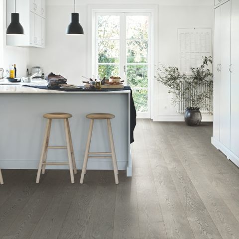 Sàn gỗ tự nhiên Pergo Ashen Grey Oak - W3940-04004