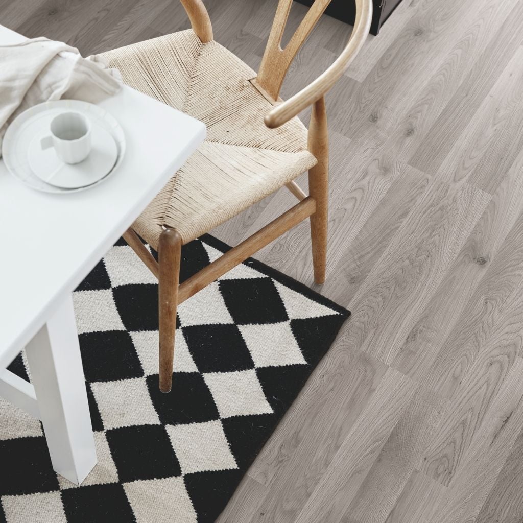 Sàn gỗ Laminate Pergo Classic Grey Oak, 3 Strip - L0701-1821