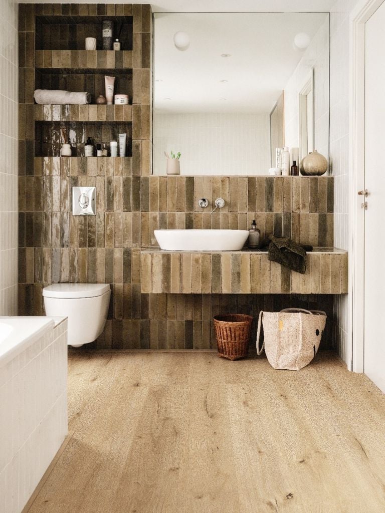 Sàn nhựa cao cấp Pergo NATURAL IRISH OAK - V4431-40183