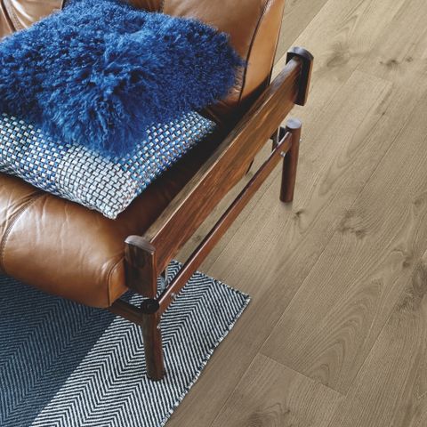 Sàn gỗ Laminate Pergo Meadow Oak - L0339-04309
