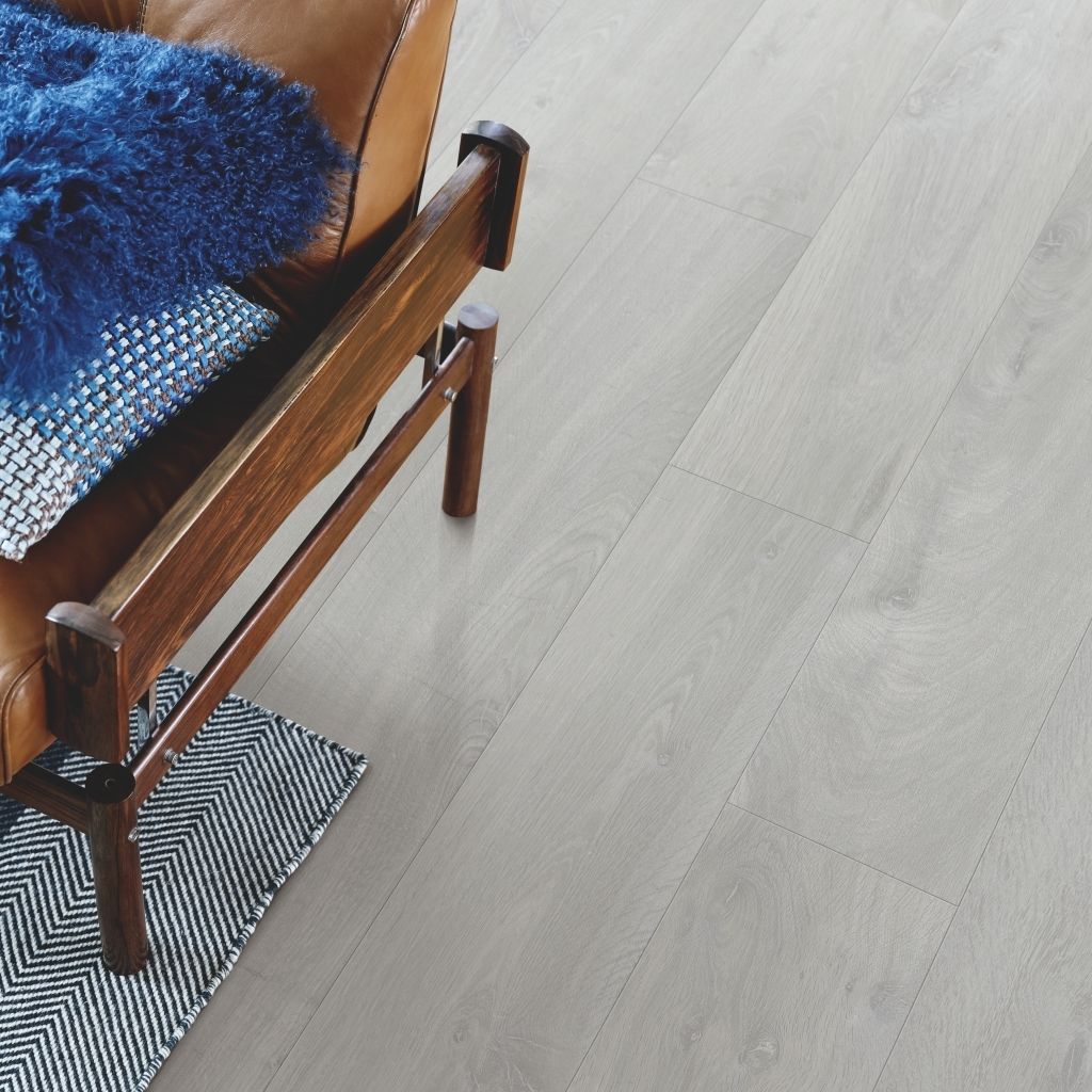 Sàn gỗ Laminate Pergo Limed Grey Oak - L0331-03367
