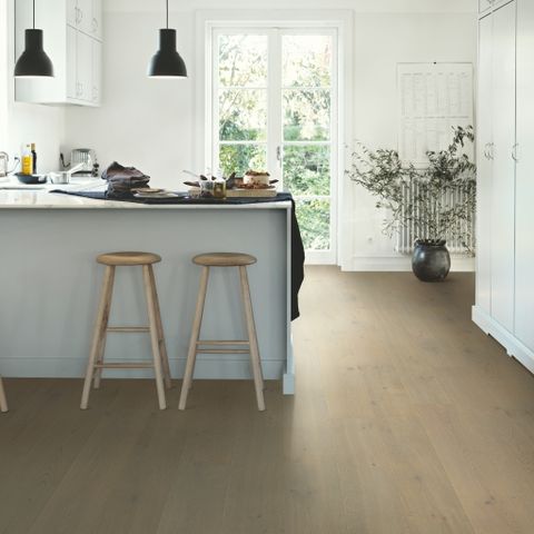 Sàn gỗ tự nhiên Pergo Grey Oak - W3933-05502