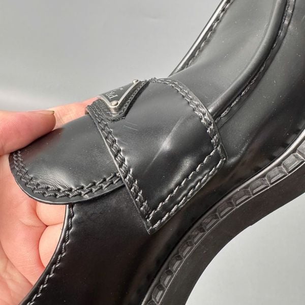 PRADA LOAFER - 6.5