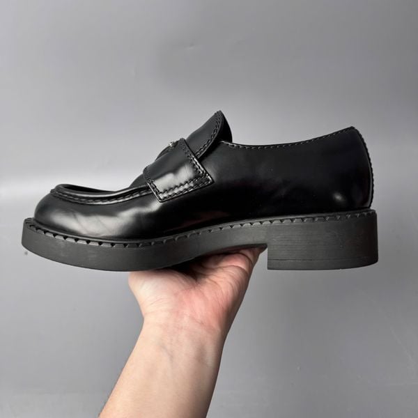 PRADA LOAFER - 6.5