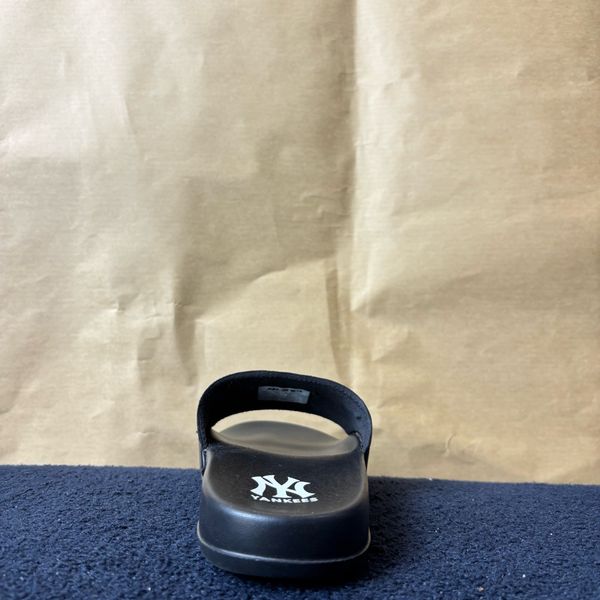YANKEES SLIDE - 72SHH3111 - 36