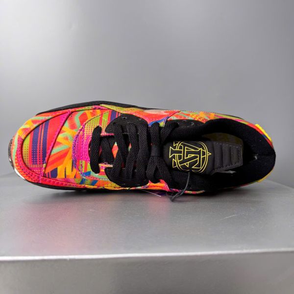 AIR MAX 90 FAMILIA - DJ4703 900 - 42