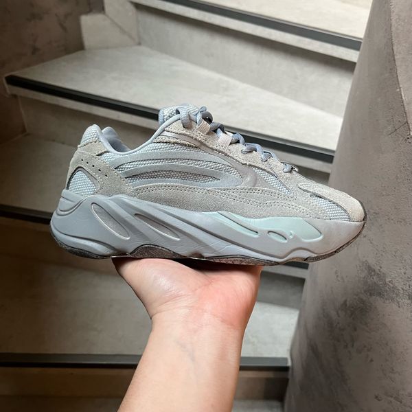 YEEZY 700 V2 HOSPITAL BLUE - fy8424 - 36
