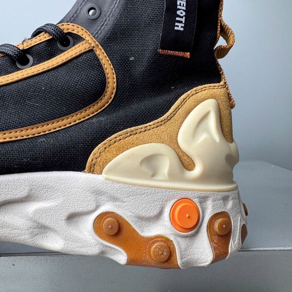 REACT IANGA 10TH COLLECTION - AV5555 001 - 44