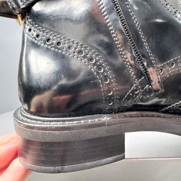 LOUIS VUITON MIDTOWN ANKLE BOOTS - 38