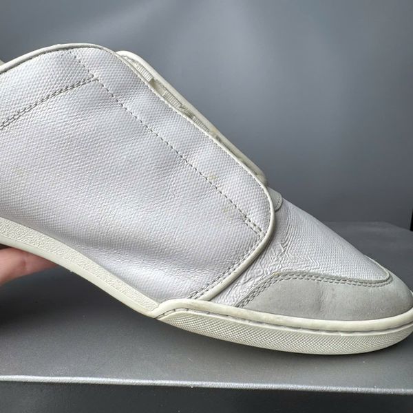 LOUIS VUITTON SNEAKER - 6.5