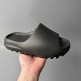 YEEZY SLIDE ONYX - HQ6448 - 37