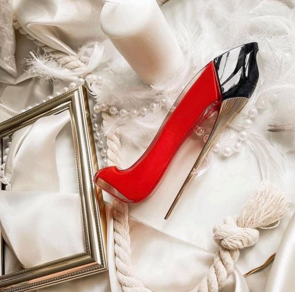 Carolina Herrera Very Good Girl mini