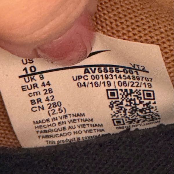 REACT IANGA 10TH COLLECTION - AV5555 001 - 44