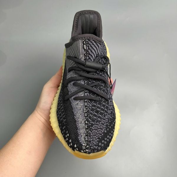 YEEZY 350 V2 CARBON - FZ5000 - 36