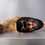GUCCI SLIPPER - 6.5