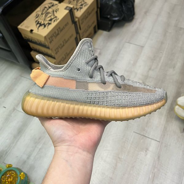 YEEZY 350 V2 TRFRM - EG7492 - 36.5