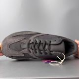 YEEZY 700 UTILITY BLACK - FV5304 - 44.5