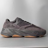 YEEZY 700 UTILITY BLACK - FV5304 - 44.5