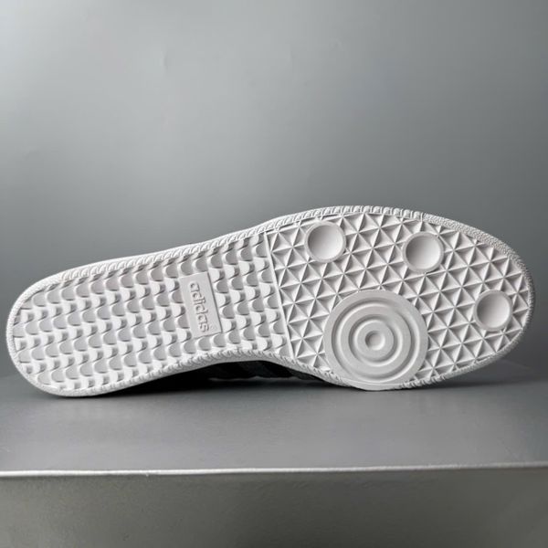 SAMBA ADV BLACK CARBON - IG7572 - 46.5