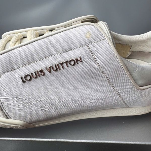 LOUIS VUITTON SNEAKER - 6.5