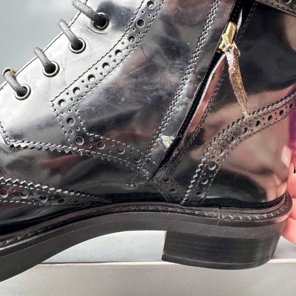 LOUIS VUITON MIDTOWN ANKLE BOOTS - 38