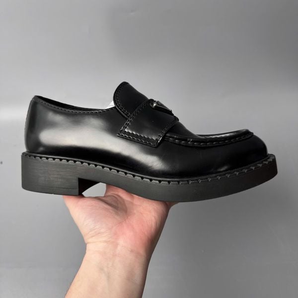 PRADA LOAFER - 6.5