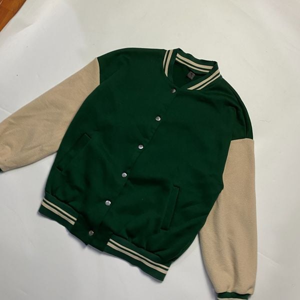 ÁO SHEIN VARSITY