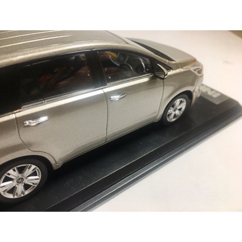Mô hình xe Toyota Camry 136 Welly chính hãng giá rẻ