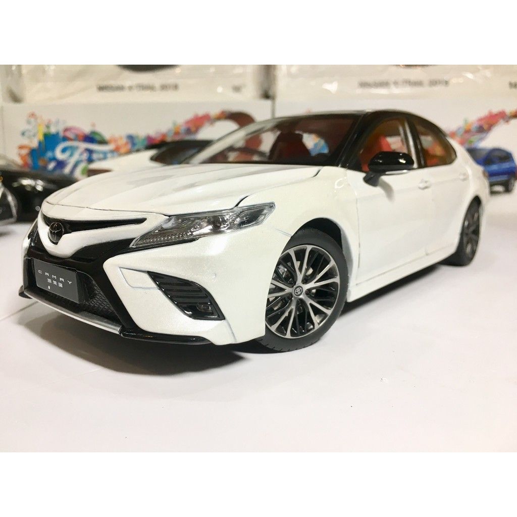 Xe Mô Hình Toyota Corolla 2014 118 Paudi Xám  Shop Xe Mô Hình Tĩnh