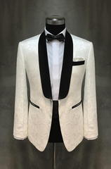 Tuxedo Trắng Hoạ Tiết Nổi