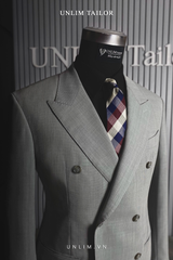 Suit Xám Sáng Bạc Cổ Nhọn Hai Hàng Khuy