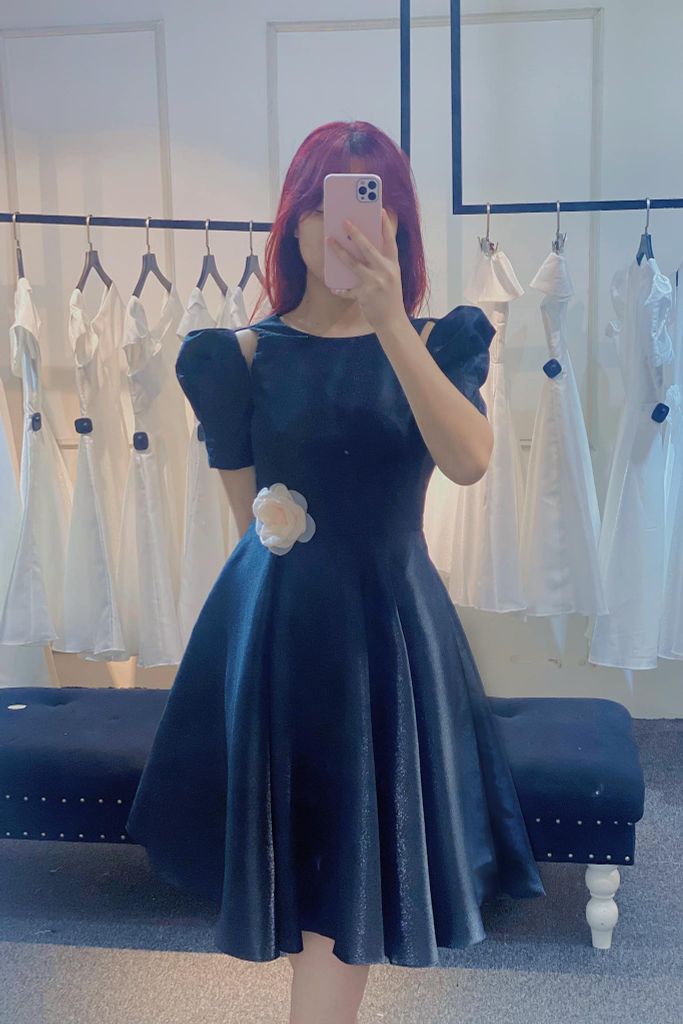 TAFTA HỞ VAI HOA EO