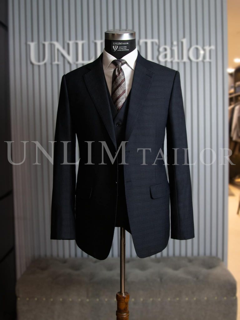 Suit 3 Mảnh Xanh Đen Họa Tiết Vân Chìm