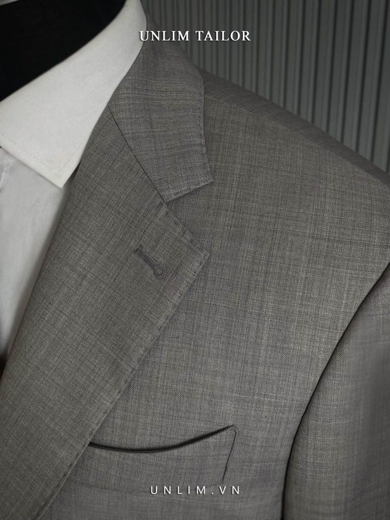 Suit Ghi Xước Cổ K