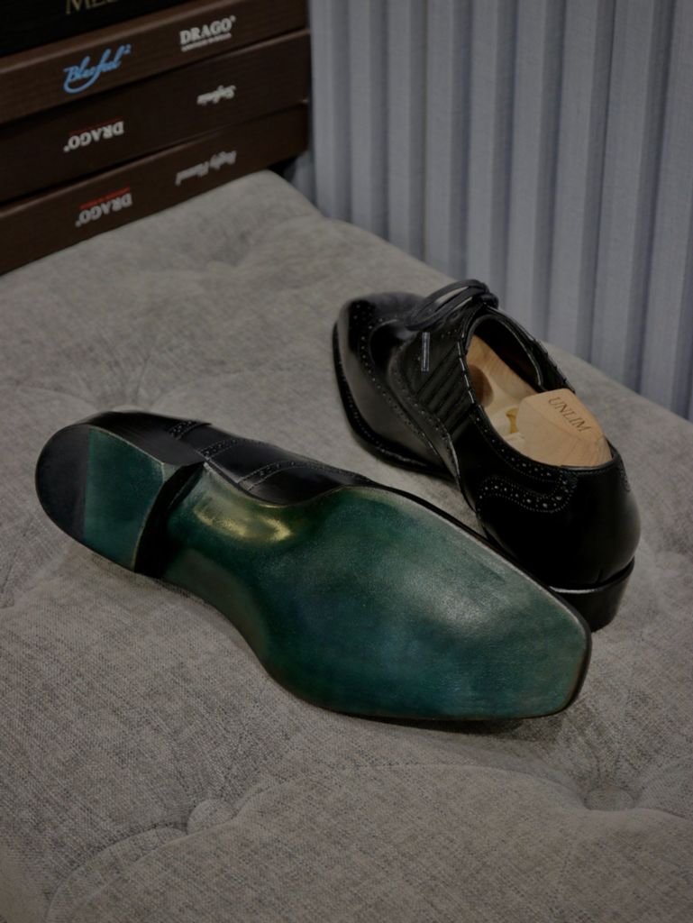 Giày Oxford Brogue Đen Da Bò Ý Đế Xanh