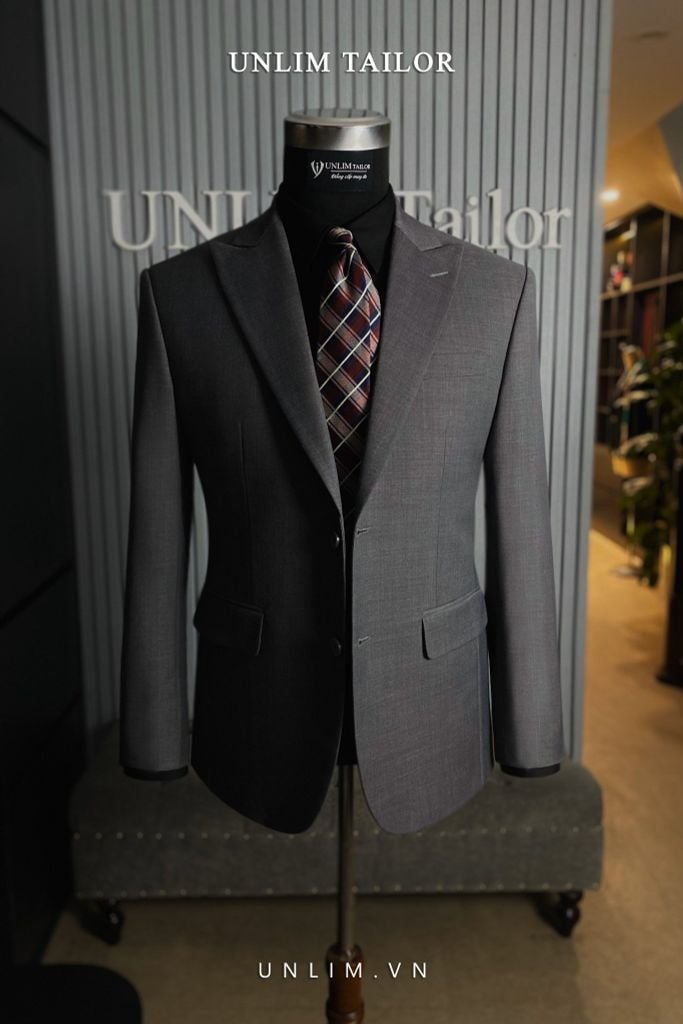 Suit Half Lining Cổ Nhọn Ghi Tối