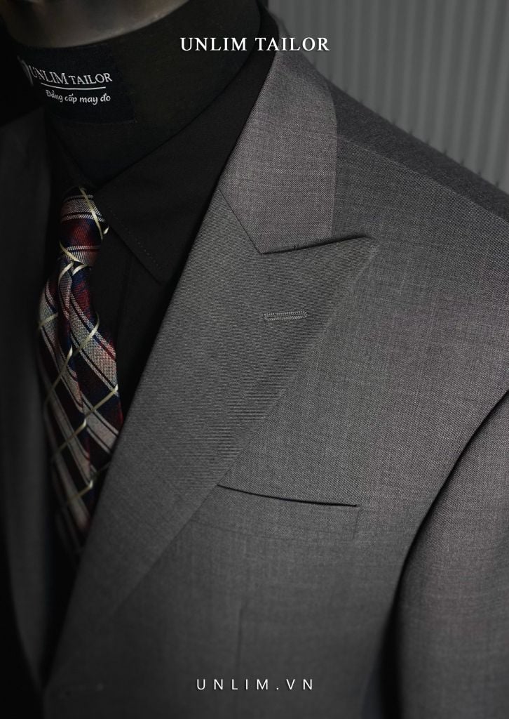 Suit Half Lining Cổ Nhọn Ghi Tối