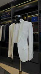 Tuxedo Trắng Cổ Sam