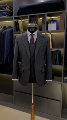 Suit Xám Tối Hoạ Tiết Kẻ Sọc