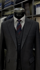 Suit Xám Tối Hoạ Tiết Kẻ Sọc