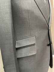 Suit 3 Mảnh Xám Cổ Nhọn